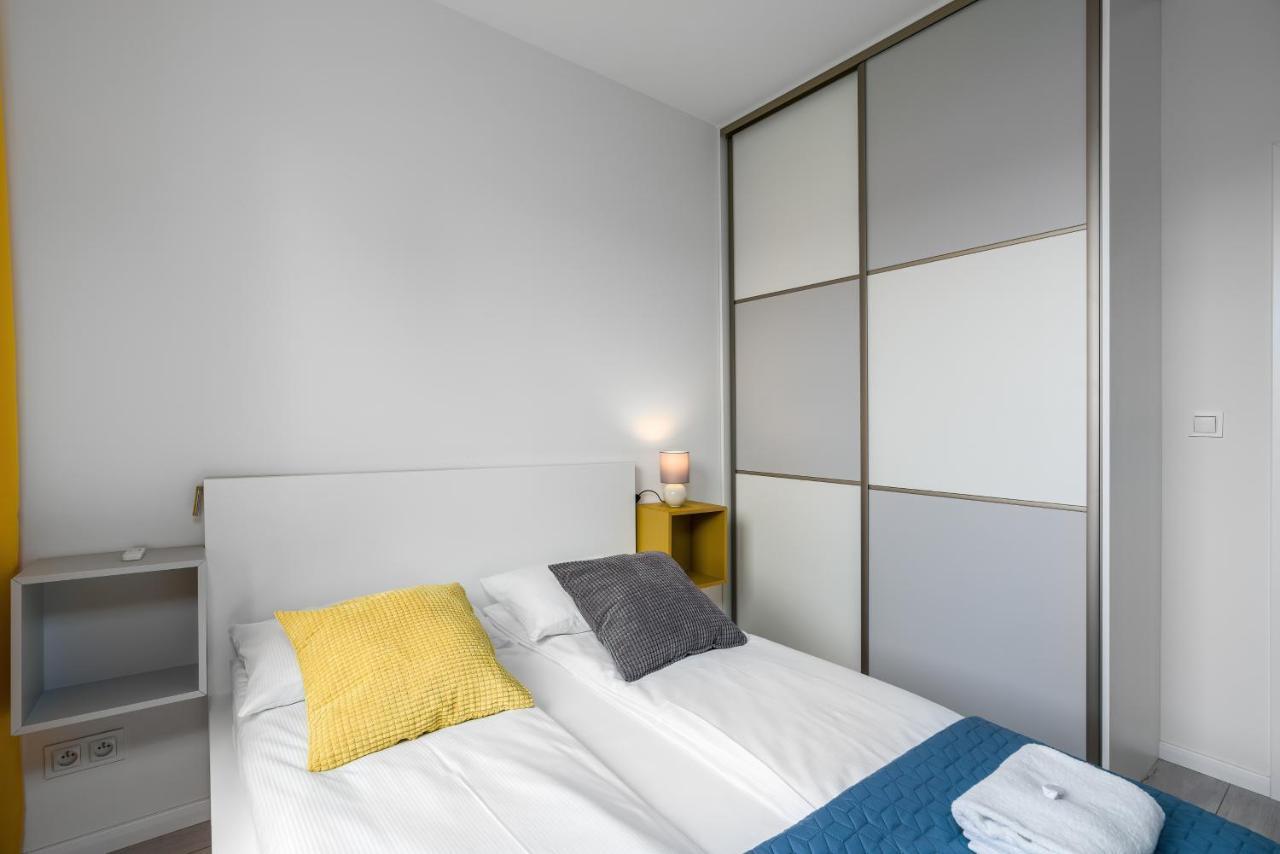 Exclusive Apartment With Terrace By Renters ポズナン エクステリア 写真